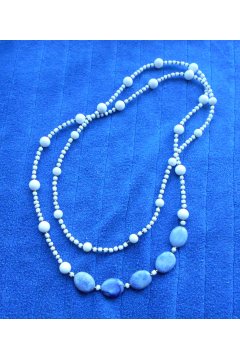 Бусы белые "Белоснежка и семь гномов"